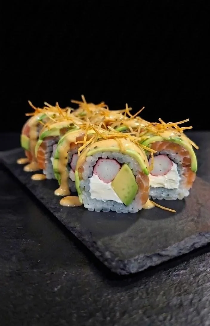 Raimbwol Rolls - Keem Sushi